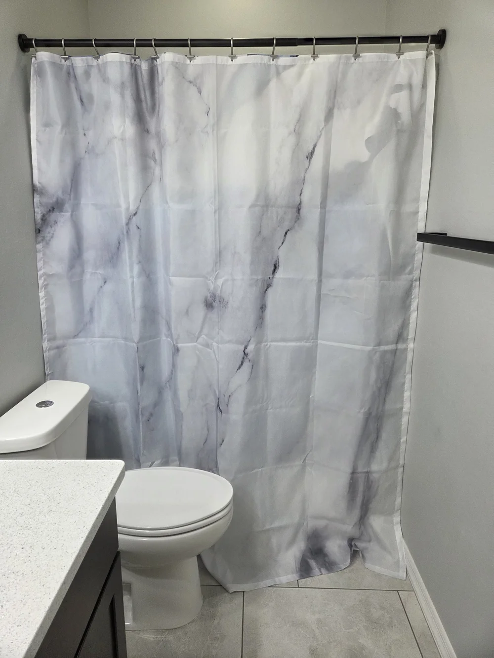 Marble-Pattern Shower Curtain - White Gray